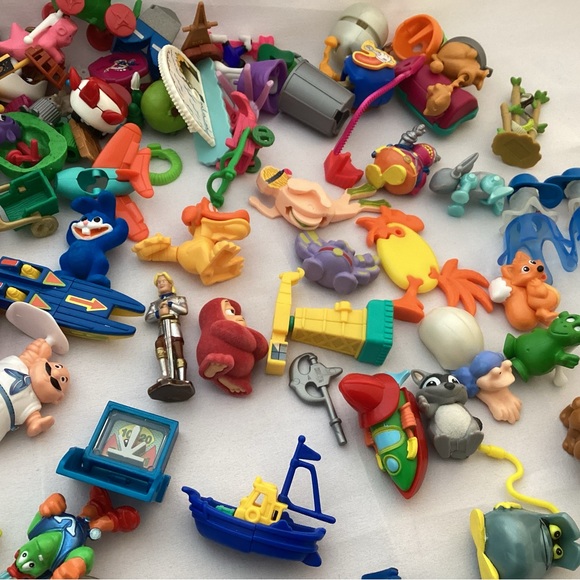 Kinder Ferrero surprise toys some complete and miscellaneous spare parts - Picture 7 of 9